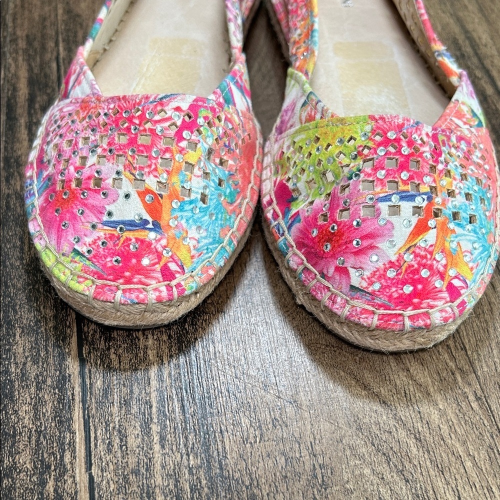 Gianni Bini Colorful Perforated Flats - Picture 7 of 11